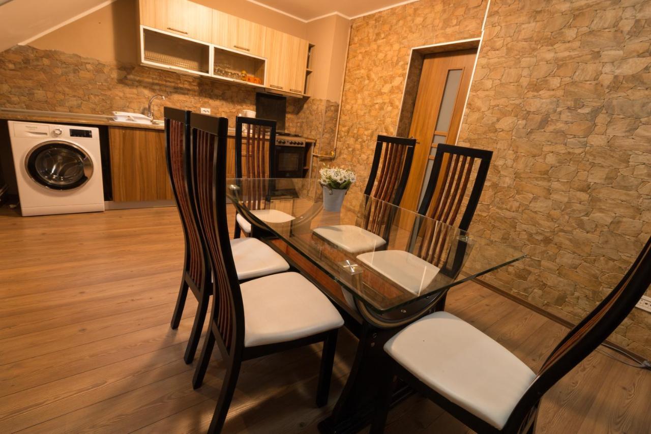 Downtown Park Loft Apartment Sinaia Ngoại thất bức ảnh